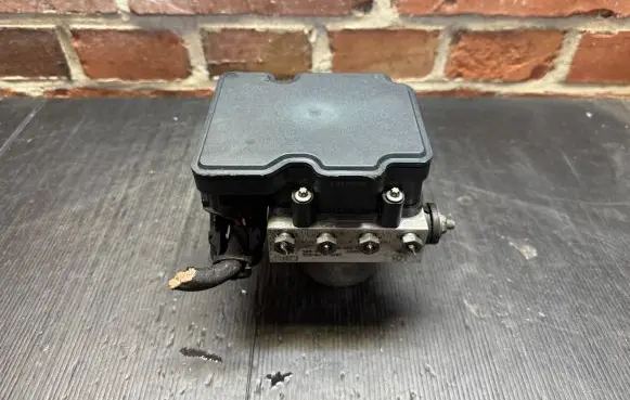Mercedes-Benz Sprinter W906 ABS Pump A9069008601 269516 0265242932