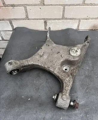 Rear upper control arm/wishbone