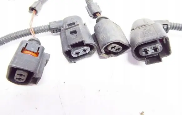 Audi A3 S3 8P ABS module connector plug 
