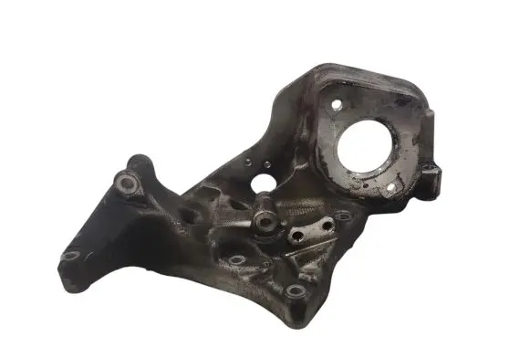Volvo V60 Generator/alternator bracket 31401103