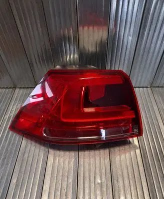 Volkswagen Golf VII Rear/tail lights 5GM945095B