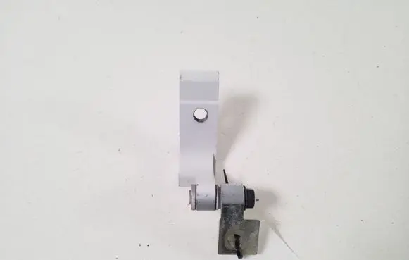 BMW 2 F46 Rear door upper hinge 7246063