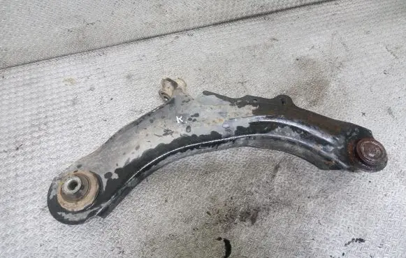 Renault Scenic II - Grand scenic II Front lower control arm/wishbone