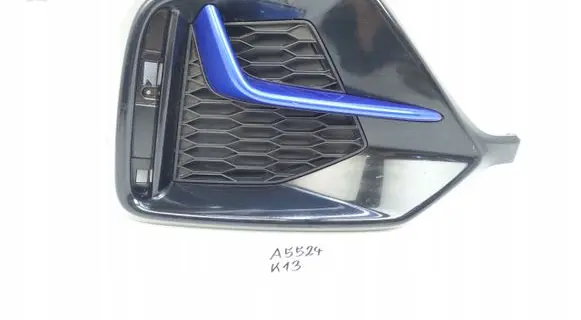 Honda Civic X Rear bumper corner part panel trim 71508TGG