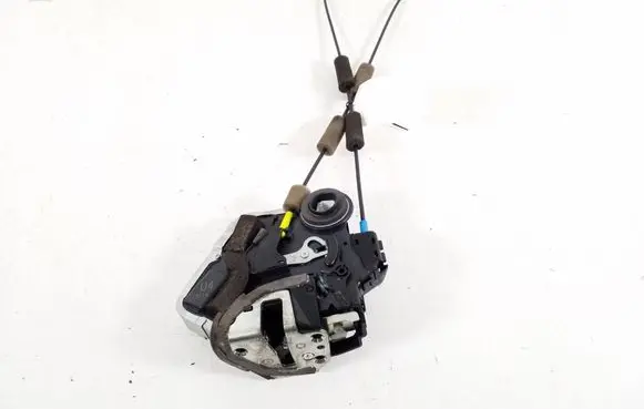 Lexus IS 220D-250-350 Rear door lock 69060-53040