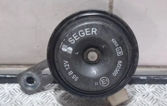 Renault Clio IV Horn signal 000329