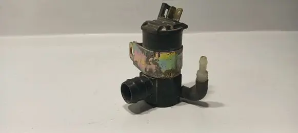 Toyota Land Cruiser (BJ70) Windscreen/windshield washer pump