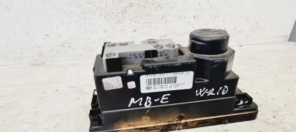 Mercedes-Benz E W210 Central locking vacuum pump 2108001348 00782824 00229817084