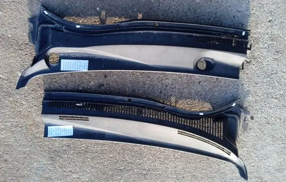 Toyota Avensis T250 Wiper trim 5578205030