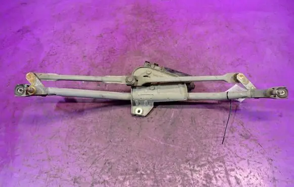 Audi A6 S6 C5 4B Front wiper linkage and motor 