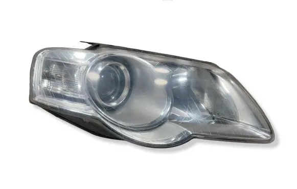 Volkswagen PASSAT B6 Headlight/headlamp 20A733B