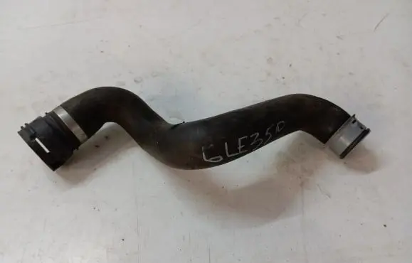 Mercedes-Benz GLE (W166 - C292) Engine coolant pipe/hose A1665000575