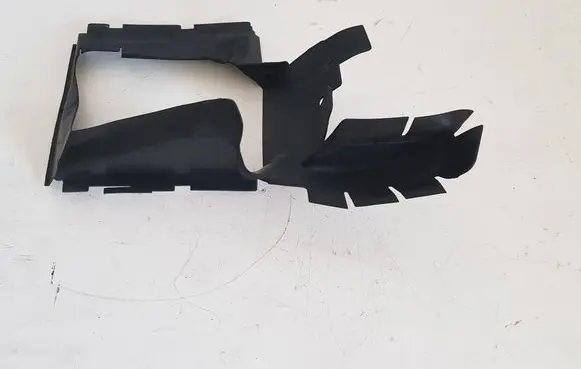 Audi Q7 4L Intercooler air channel guide 4L0117336B
