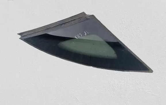 Mazda CX-3 Rear side window 