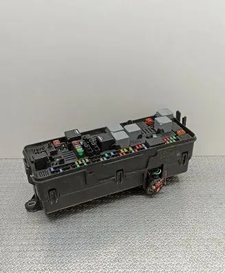 Land Rover Discovery 5 Fuse module JPLA14N030AB 5C5B11F01