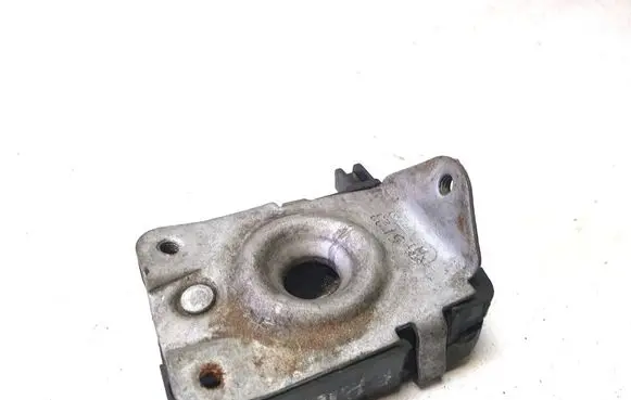BMW 8 E31 Engine bonnet (hood) release handle 5123