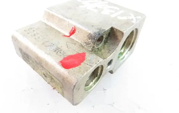 Audi TT Mk1 Air conditioning (A/C) expansion valve 3199147