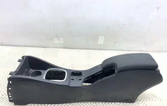 Renault Megane III Center console 
