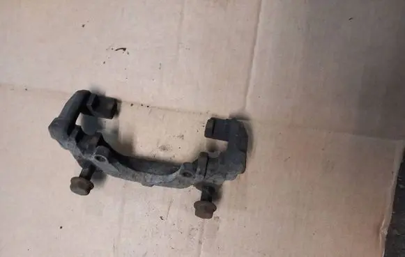 Seat Altea XL Front Brake Caliper Pad/Carrier 