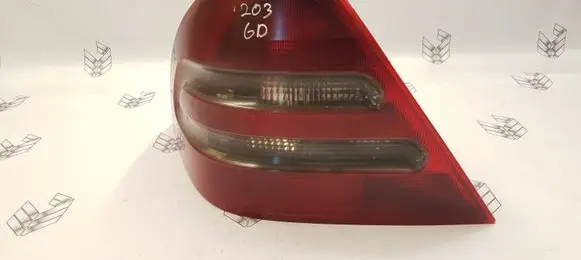 Mercedes-Benz C W203 Rear/tail lights