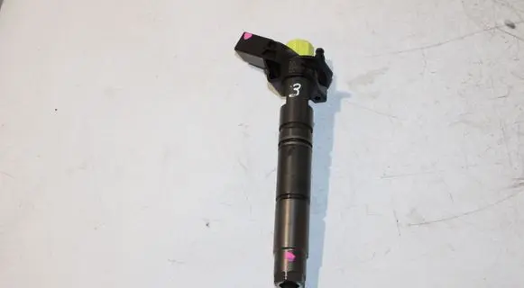 Mercedes-Benz E W211 Fuel injector A6420701987 0445115076