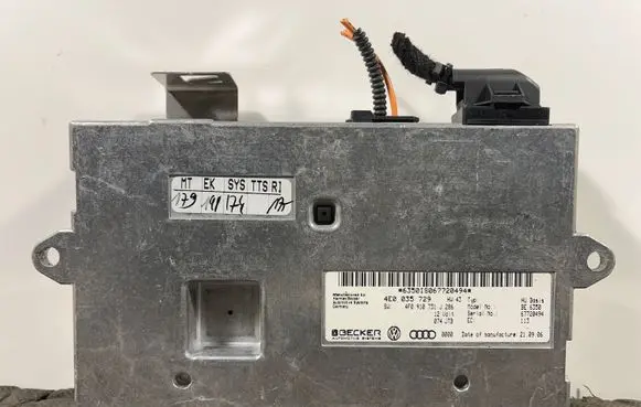 Audi A6 S6 C6 4F MMI control unit 4E0035729 4F0910731J