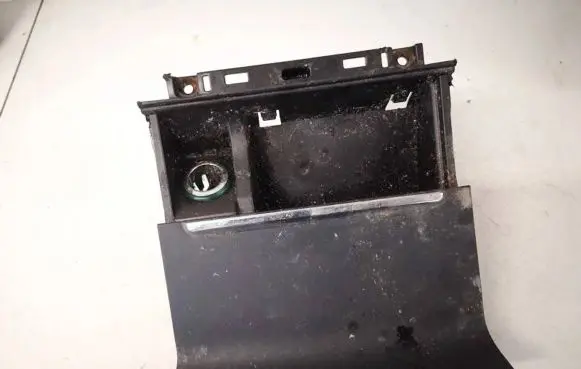 Skoda Superb B6 (3T) Car ashtray 3t0857962 3t0863077