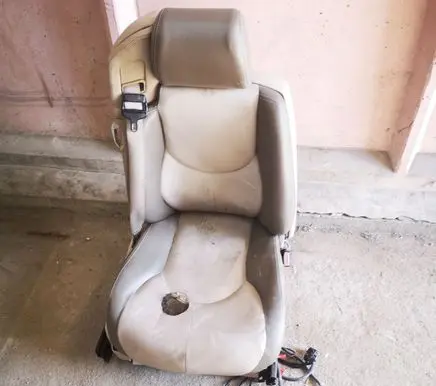 Front passenger seat
