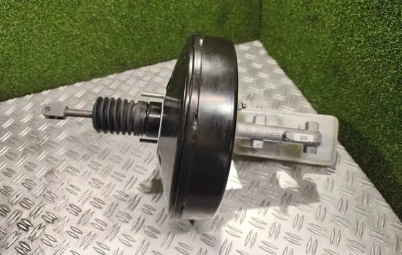 Renault Trafic II (X83) Brake booster 8200837108 93861715
