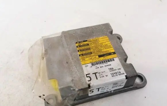 Toyota Auris 150 Airbag control unit/module 8917002560 89170-02560