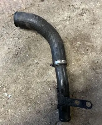 Opel Frontera B Intercooler hose/pipe