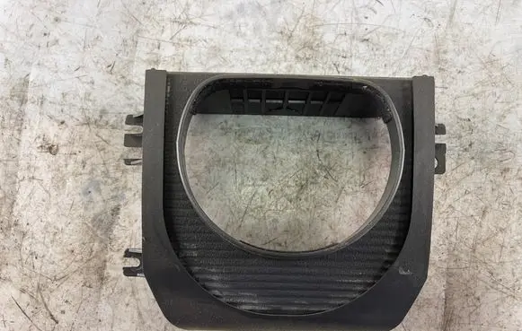 Chrysler 300 - 300C Gear shifter surround trim plastic