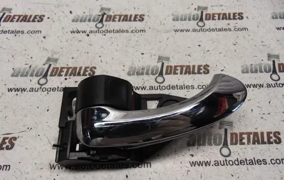 Toyota RAV 4 (XA30) Front door interior handle