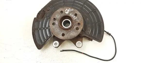 Mercedes-Benz ML W163 Front wheel hub