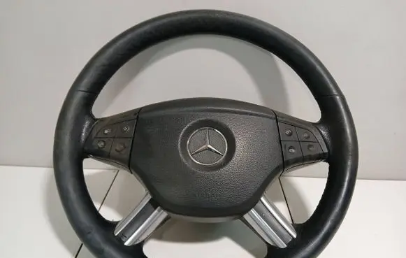 Mercedes-Benz ML W164 Steering wheel