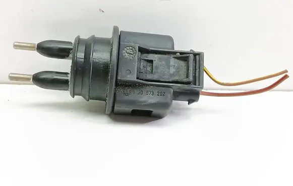 Audi A4 S4 B6 8E 8H Windshield washer fluid level sensor 1J0973202