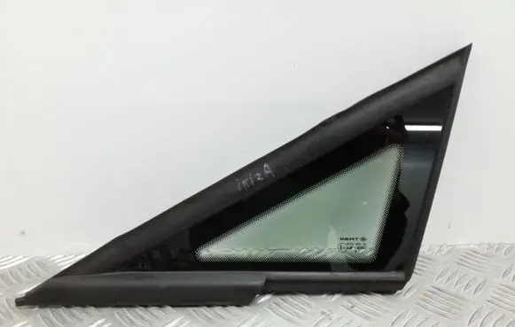 Seat Ibiza IV (6J,6P) Front door vent window glass four-door 6J0845411