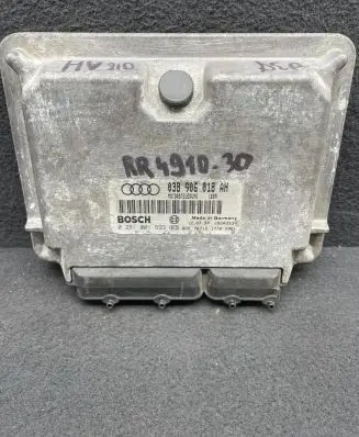 Audi A4 S4 B6 8E 8H Engine control unit/module 038906018AH 0281001693