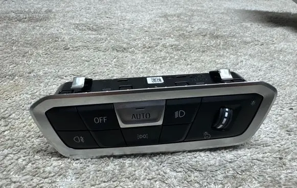 BMW XM Light switch 5A32841 14032023 B65712000B