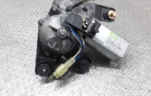 Honda Civic Rear window wiper motor 53016412