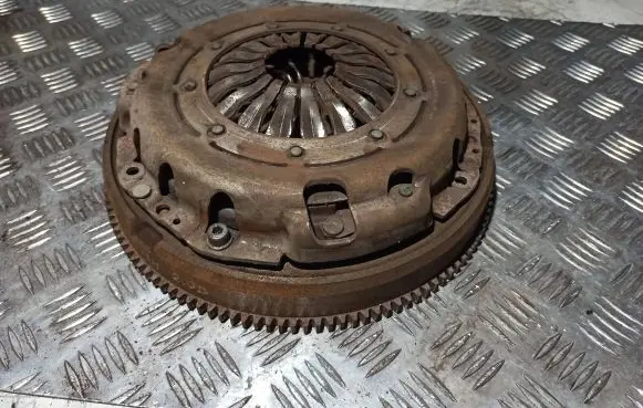 Nissan Primastar Clutch set kit 8200823873 8201313792