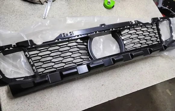 BMW 7 G11 G12 Front bumper lower grill 8074000