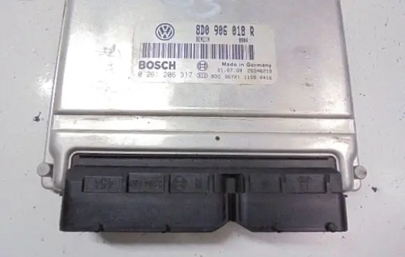 Volkswagen PASSAT B5 Engine control unit/module ECU 8D0906018R