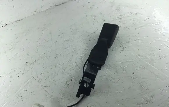 BMW X5 F15 Middle seatbelt buckle (rear) 7321413 623033000B