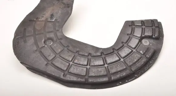 Maserati Quattroporte Front brake disc dust cover plate PRAWY