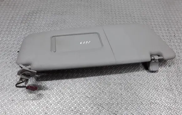 BMW 5 E60 E61 Sun visor 7066650