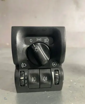 Volkswagen Golf IV Light switch 90569814 53142807 3108961D
