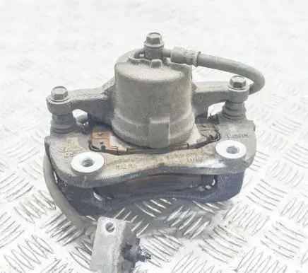 Hyundai Kona I Front brake caliper