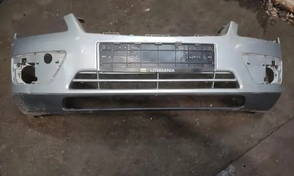 Ford Focus Front bumper