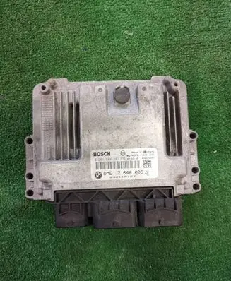 Mini One - Cooper Coupe R56 Engine control unit/module 7640005